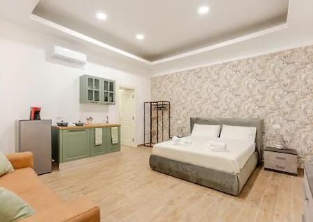 Residenza Amato Suites Наполи Екстериор снимка